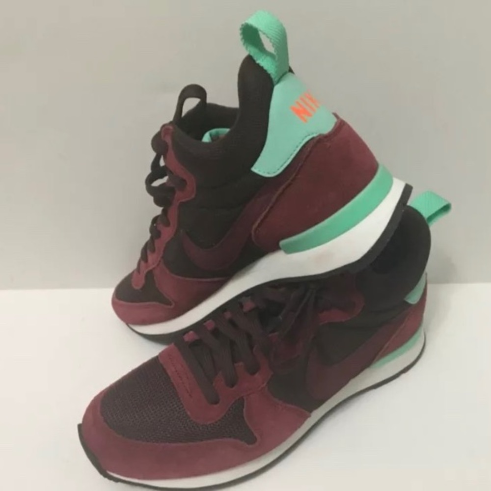 Nike Internationalist Mid - Retro Style